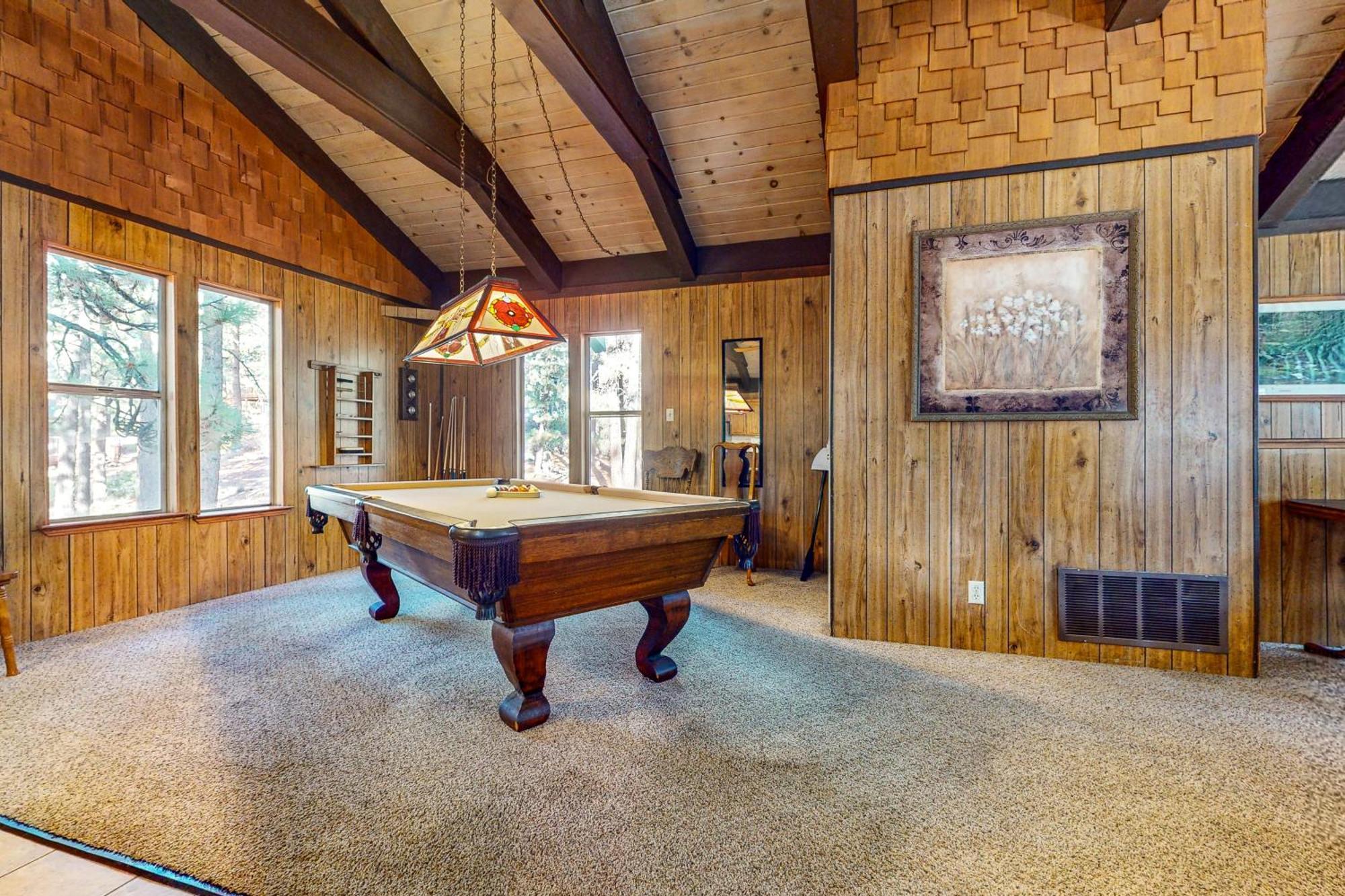 Donner Escape * South Lake Tahoe