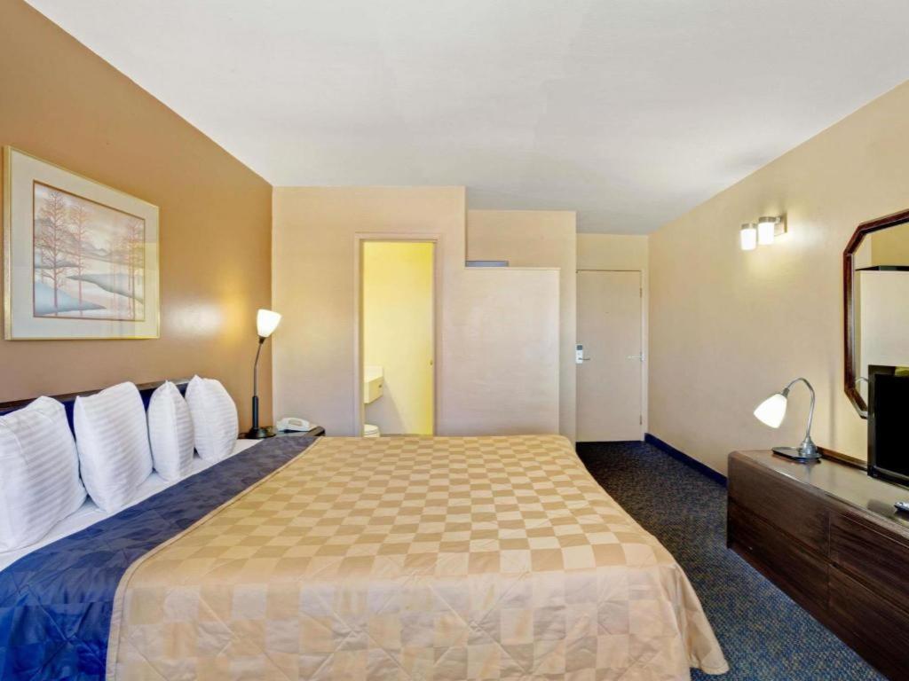 Howard Johnson By Wyndham South Tahoe 2* South Lake Tahoe