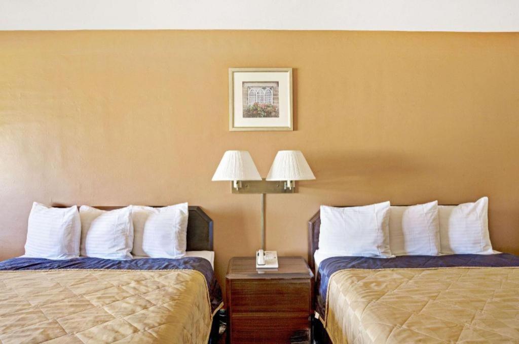 Howard Johnson By Wyndham South Tahoe Hotel South Lake Tahoe