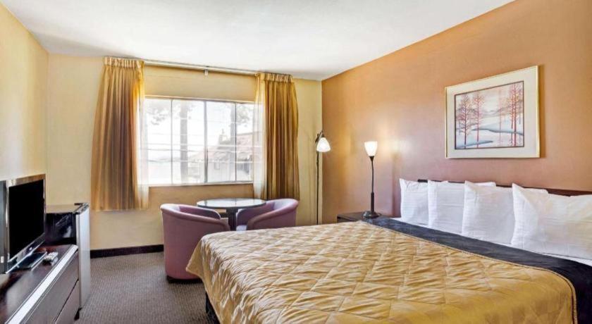 Howard Johnson By Wyndham South Tahoe Hotel South Lake Tahoe