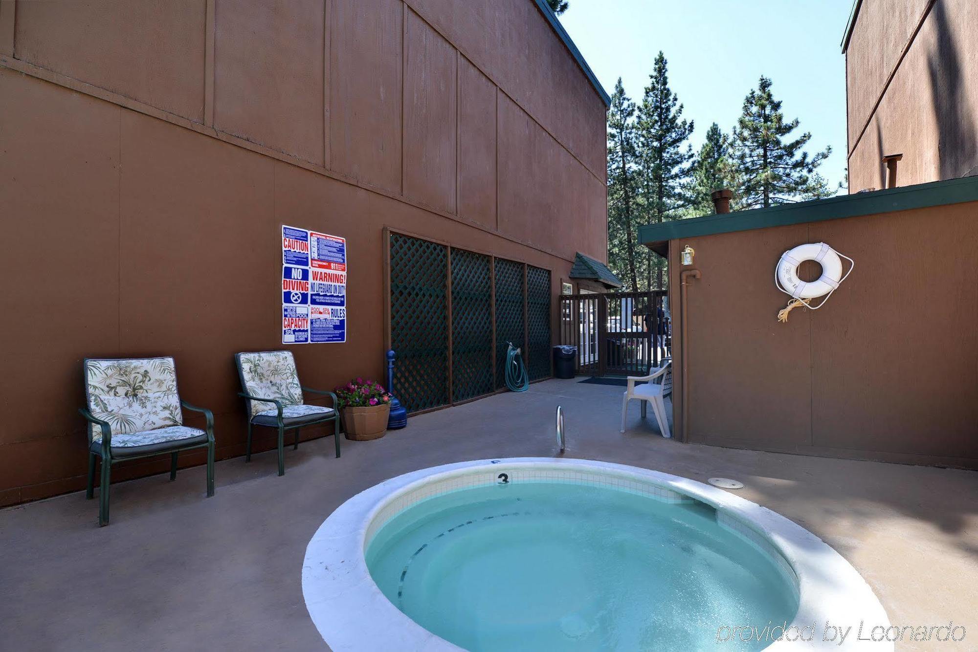 Americas Value - Casino Center Tahoe 2*
