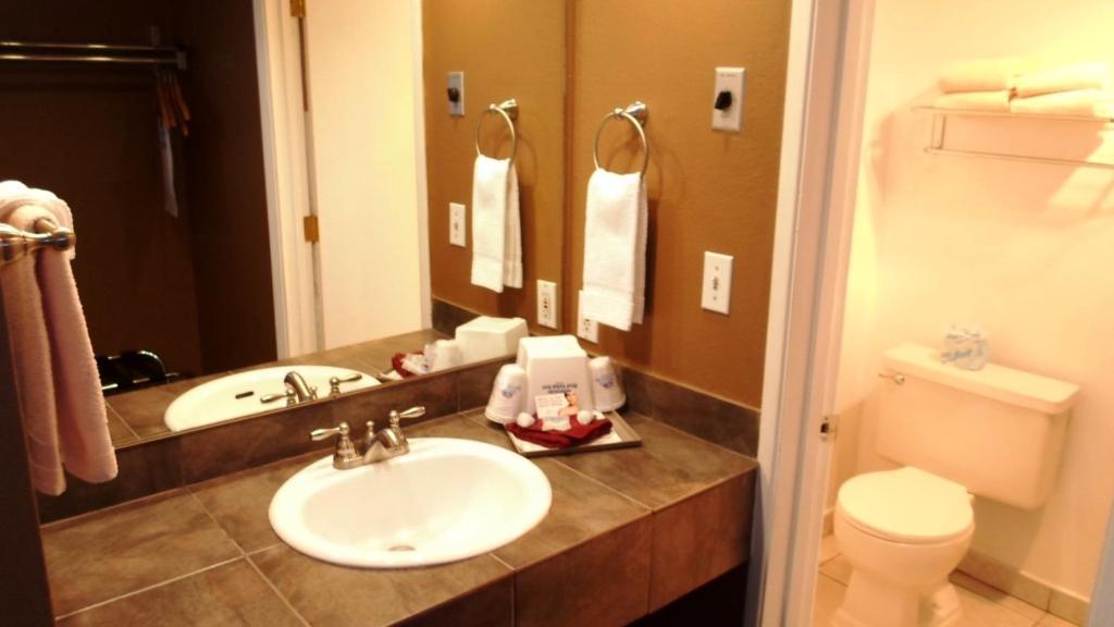 Americas Value - Casino Center Tahoe