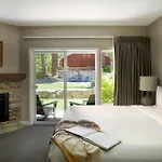 Black Bear Lodge