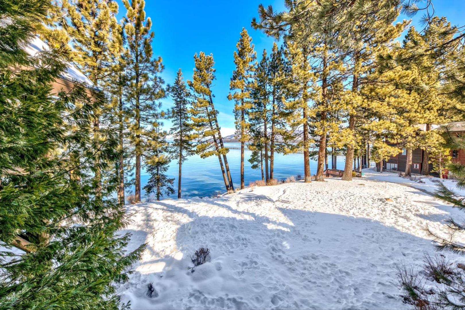 Apartment The Peak Aconcagua 6 - The Ultimate In Lakefront Luxury