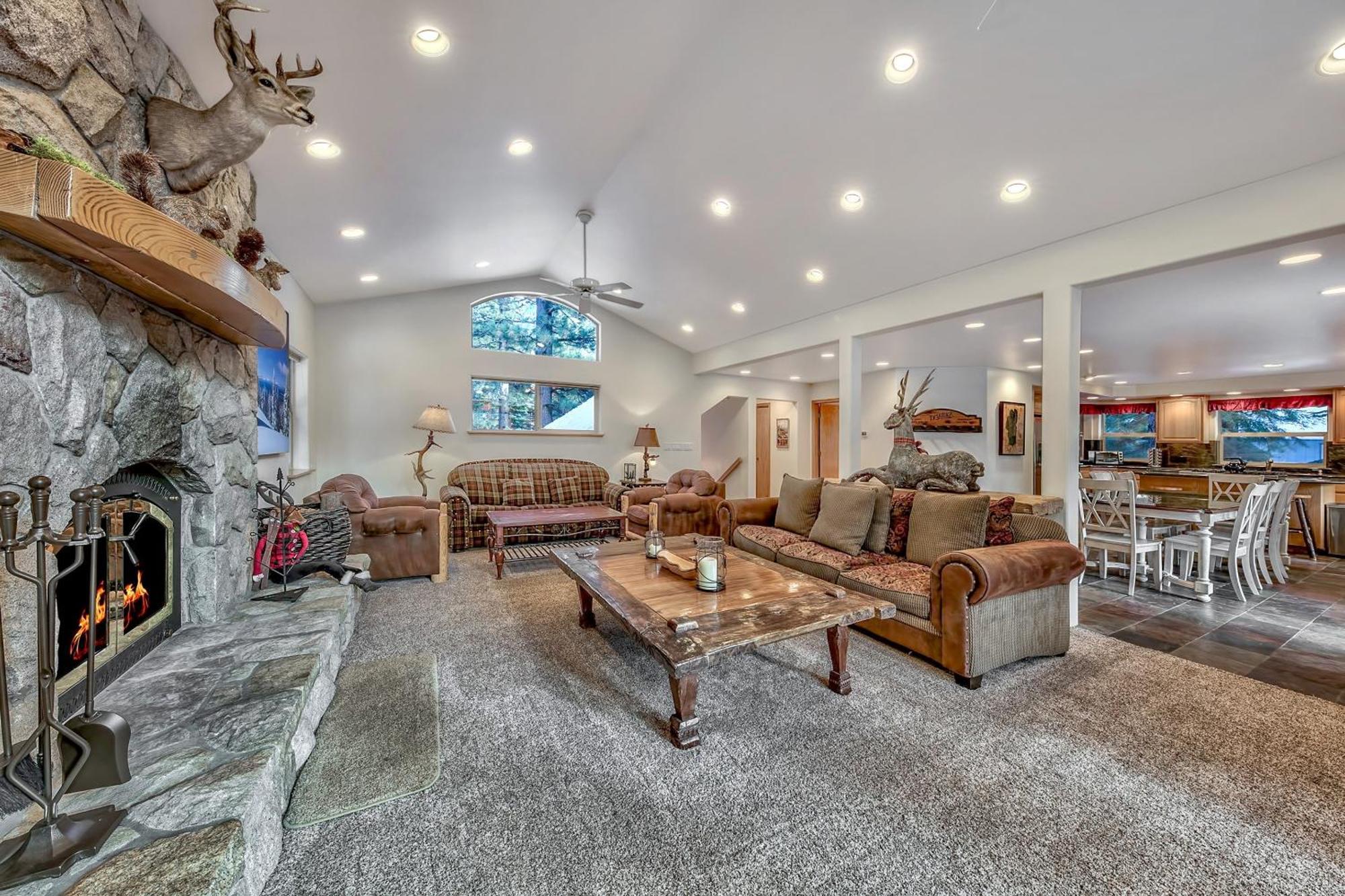 Holiday home Black Bear - Large 4 Bedroom 4 Ba Hot Tub Game South Lake Tahoe