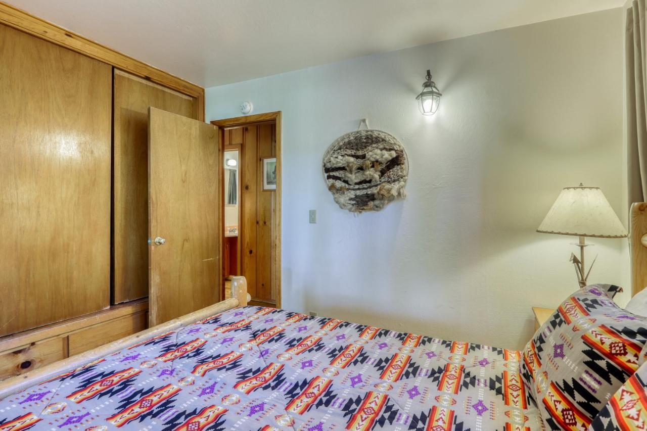 Spruce Grove Washoe Cabin South Lake Tahoe
