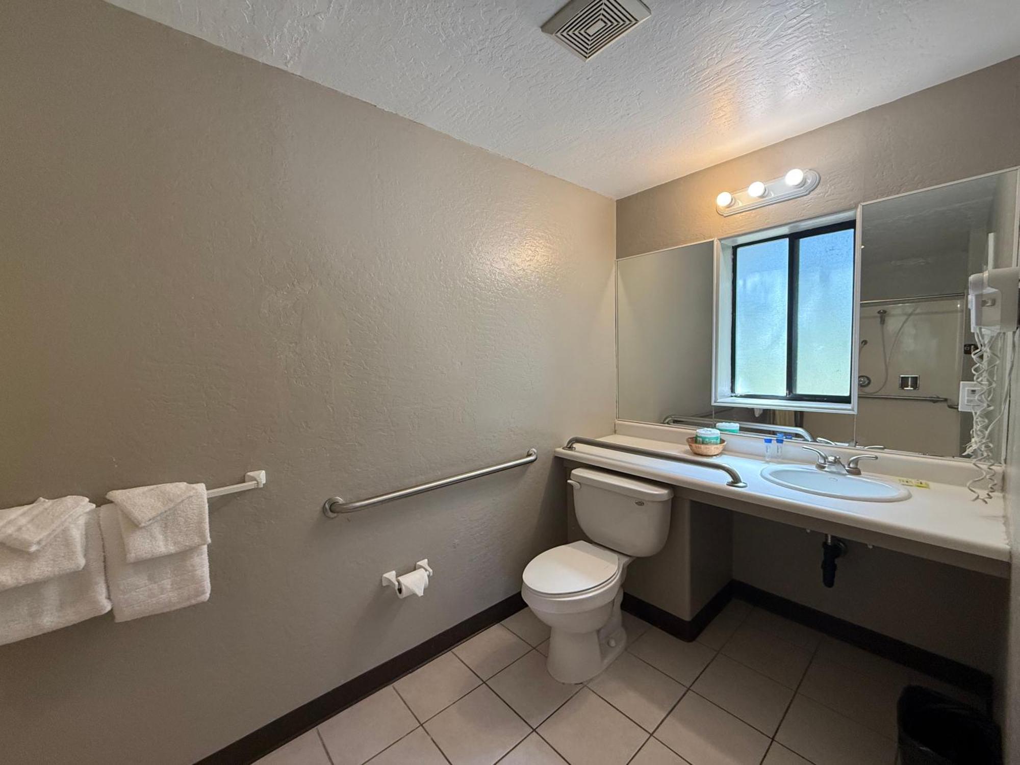 Tahoe Sands Inn Motel *